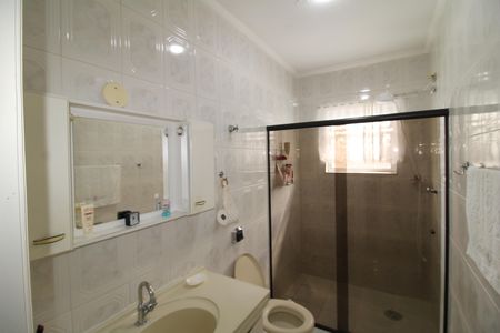 Casa à venda com 157m², 3 quartos e 2 vagasBanheiro 2