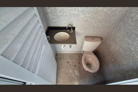 Apartamento à venda com 55m², 2 quartos e 2 vagas Apartamento à venda com 55m², 2 quartos e 2 vagasCobertura - Banheiro de serviço