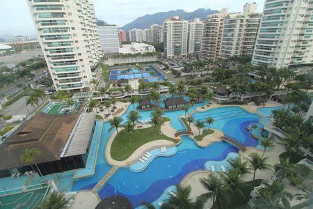 Apartamento para alugar com 80m², 2 quartos e 1 vagaÁrea comum - Piscina