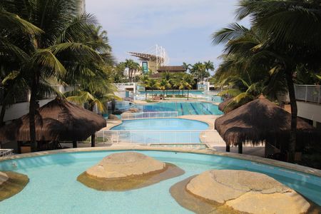 Apartamento para alugar com 80m², 2 quartos e 1 vagaÁrea comum - Piscina
