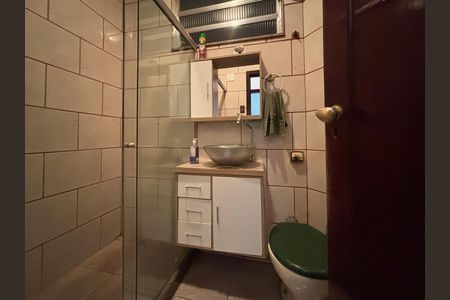 Apartamento para alugar com 85m², 2 quartos e sem vaga Apartamento para alugar com 85m², 2 quartos e sem vagaBanheiro social