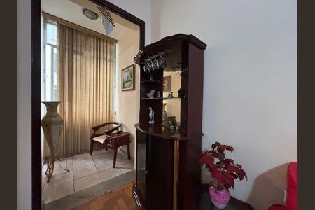 Sala de apartamento para alugar com 2 quartos, 85m² em Copacabana, Rio de Janeiro