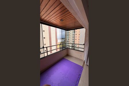 Apartamento à venda com 48m², 2 quartos e 1 vaga Apartamento à venda com 48m², 2 quartos e 1 vagaVaranda