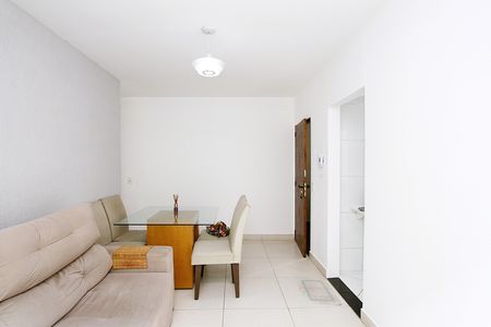 Apartamento à venda com 63m², 2 quartos e 1 vagaSala