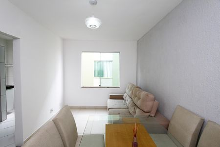 Apartamento à venda com 63m², 2 quartos e 1 vagaSala