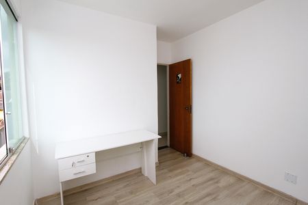 Apartamento à venda com 63m², 2 quartos e 1 vagaQuarto 2