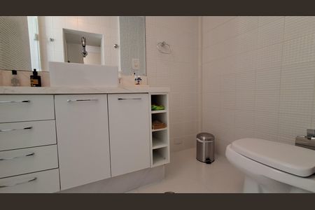 Apartamento para alugar com 140m², 3 quartos e 2 vagas Apartamento para alugar com 140m², 3 quartos e 2 vagasBanheiro Suíte