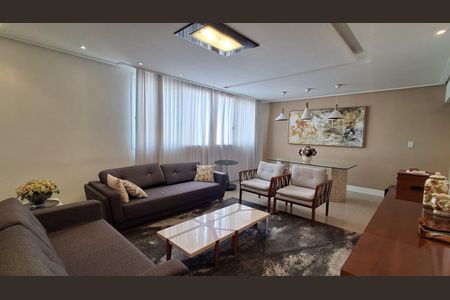Sala  de apartamento para alugar com 3 quartos, 140m² em Santo Antônio, São Caetano do Sul