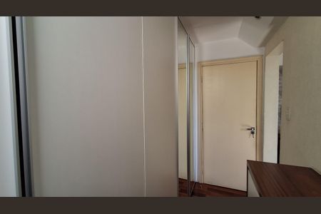 Apartamento para alugar com 140m², 3 quartos e 2 vagas Apartamento para alugar com 140m², 3 quartos e 2 vagasCloset