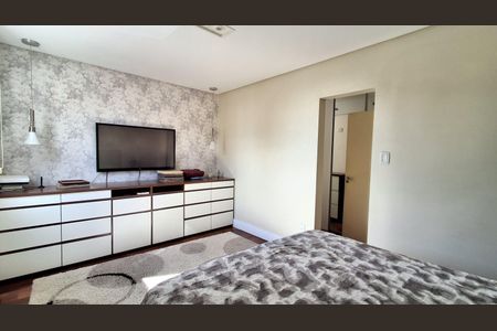Suíte  de apartamento para alugar com 3 quartos, 140m² em Santo Antônio, São Caetano do Sul