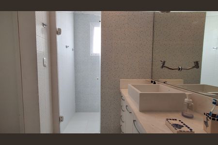 Apartamento para alugar com 140m², 3 quartos e 2 vagas Apartamento para alugar com 140m², 3 quartos e 2 vagasBanheiro Suíte