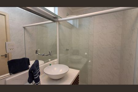 Apartamento para alugar com 140m², 3 quartos e 2 vagas Apartamento para alugar com 140m², 3 quartos e 2 vagasBanheiro Social