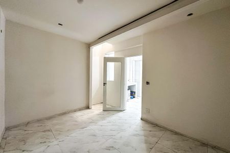 Quarto de casa para alugar com 1 quarto, 55m² em Luz, São Paulo