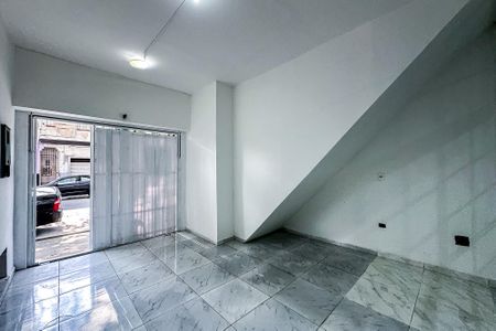 Casa para alugar com 55m², 1 quarto e sem vaga Casa para alugar com 55m², 1 quarto e sem vagaGaragem