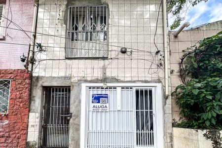 Casa para alugar com 55m², 1 quarto e sem vaga Casa para alugar com 55m², 1 quarto e sem vagaFachada