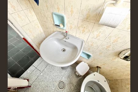 Banheiro de kitnet/studio para alugar com 1 quarto, 41m² em Casa Verde Alta, São Paulo