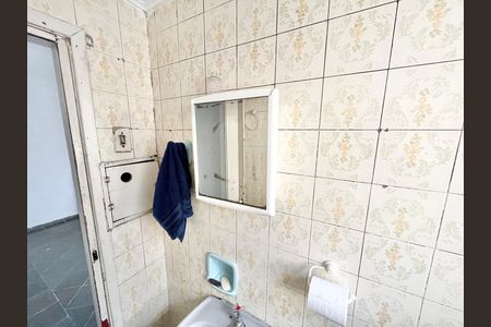 Banheiro de kitnet/studio para alugar com 1 quarto, 41m² em Casa Verde Alta, São Paulo