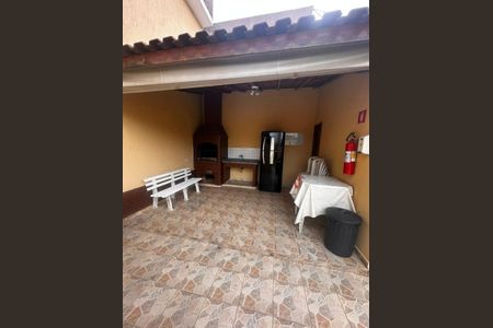 Casa à venda com 70m², 2 quartos e 1 vagaFoto 03