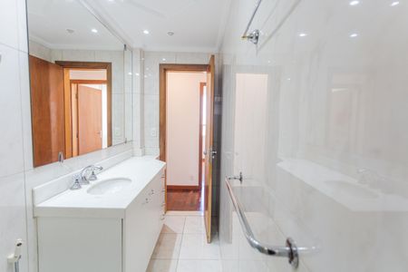 Apartamento para alugar com 110m², 3 quartos e 1 vagaBanheiro Social