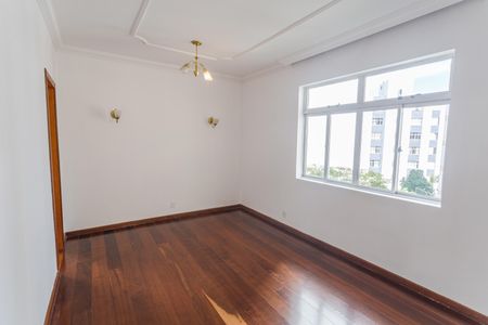 Sala de apartamento para alugar com 3 quartos, 110m² em Cidade Nova, Belo Horizonte