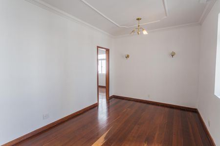 Sala de apartamento para alugar com 3 quartos, 110m² em Cidade Nova, Belo Horizonte