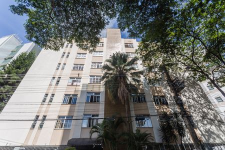 Apartamento para alugar com 110m², 3 quartos e 1 vagaFachada