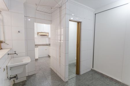 Apartamento para alugar com 110m², 3 quartos e 1 vagaÁrea de Serviço