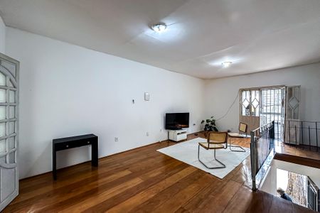 Sala de casa para alugar com 1 quarto, 55m² em Luz, São Paulo