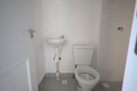 Apartamento para alugar com 134m², 3 quartos e 3 vagas Apartamento para alugar com 134m², 3 quartos e 3 vagasBanheiro 1