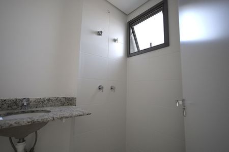 Apartamento para alugar com 134m², 3 quartos e 3 vagas Apartamento para alugar com 134m², 3 quartos e 3 vagasBanheiro Quarto Suíte 2