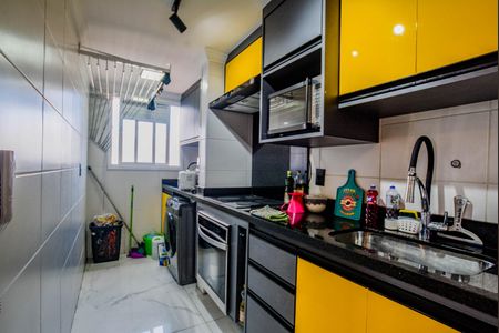 Apartamento para alugar com 100m², 2 quartos e 3 vagas Apartamento para alugar com 100m², 2 quartos e 3 vagasCozinha