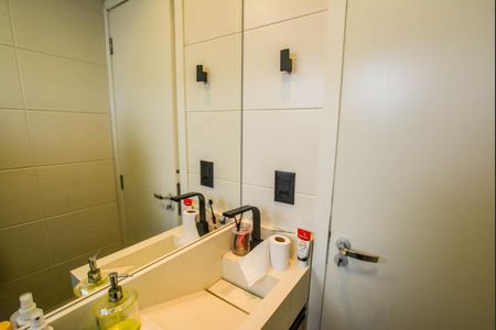 Apartamento para alugar com 100m², 2 quartos e 3 vagas Apartamento para alugar com 100m², 2 quartos e 3 vagasBanheiro 1
