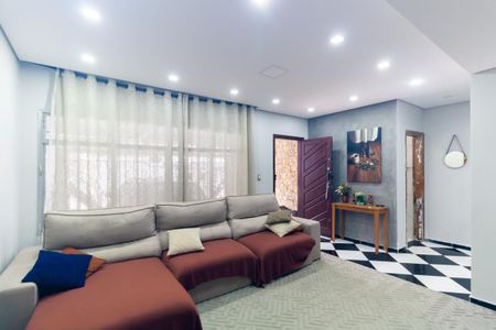 Casa à venda com 151m², 3 quartos e 2 vagasSala