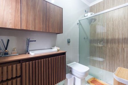 Casa à venda com 151m², 3 quartos e 2 vagasBanheiro da Suíte