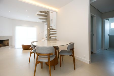 Sala  de apartamento à venda com 2 quartos, 170m² em Real Parque, São Paulo