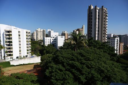 sacada vista de apartamento à venda com 2 quartos, 170m² em Real Parque, São Paulo