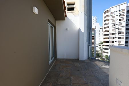 Apartamento para alugar com 170m², 2 quartos e 2 vagas Apartamento para alugar com 170m², 2 quartos e 2 vagasVaranda da cobertura