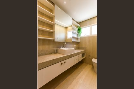 Apartamento para alugar com 170m², 2 quartos e 2 vagas Apartamento para alugar com 170m², 2 quartos e 2 vagasBanheiro da Suíte