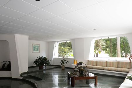 Apartamento para alugar com 120m², 3 quartos e 2 vagas Apartamento para alugar com 120m², 3 quartos e 2 vagasHall