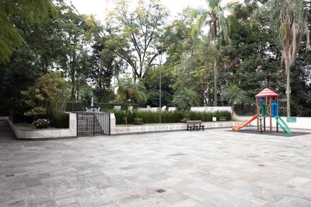 Apartamento para alugar com 120m², 3 quartos e 2 vagas Apartamento para alugar com 120m², 3 quartos e 2 vagasÁrea comum - Playground