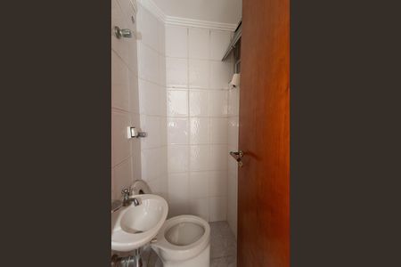 Apartamento para alugar com 120m², 3 quartos e 2 vagas Apartamento para alugar com 120m², 3 quartos e 2 vagasBanheiro 2
