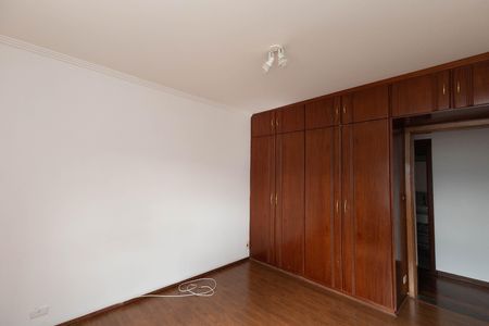 Apartamento para alugar com 120m², 3 quartos e 2 vagas Apartamento para alugar com 120m², 3 quartos e 2 vagasQuarto 1