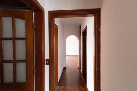 Apartamento para alugar com 120m², 3 quartos e 2 vagas Apartamento para alugar com 120m², 3 quartos e 2 vagasCorredor