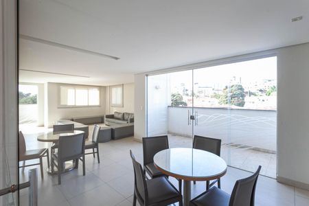 Apartamento para alugar com 122m², 3 quartos e 2 vagas Apartamento para alugar com 122m², 3 quartos e 2 vagasÁrea comum - Salão de festas