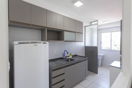 Apartamento para alugar com 122m², 3 quartos e 2 vagas Apartamento para alugar com 122m², 3 quartos e 2 vagasCozinha e Área de Serviço
