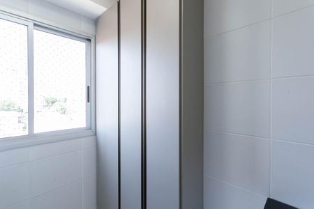 Apartamento para alugar com 122m², 3 quartos e 2 vagas Apartamento para alugar com 122m², 3 quartos e 2 vagasCozinha e Área de Serviço