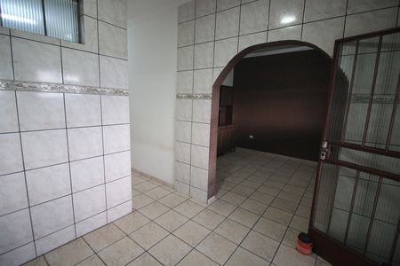 Casa para alugar com 100m², 2 quartos e 2 vagasCozinha