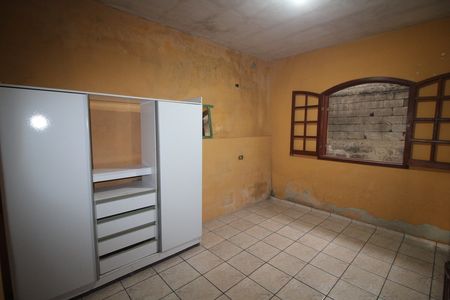 Casa para alugar com 100m², 2 quartos e 2 vagasQuarto 2