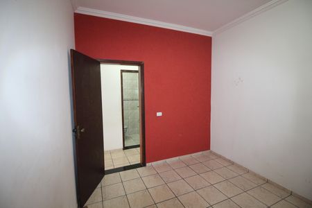 Casa para alugar com 100m², 2 quartos e 2 vagasQuarto 1