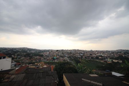 Casa para alugar com 100m², 2 quartos e 2 vagasTerraço